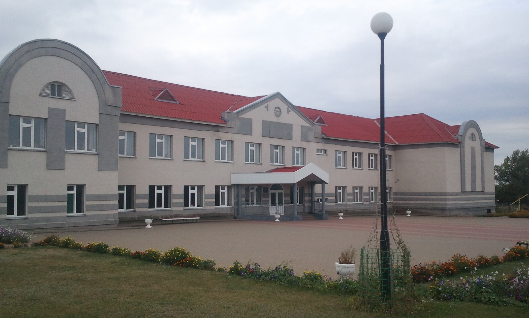 Здание Жабской основной общеобразовательной школы